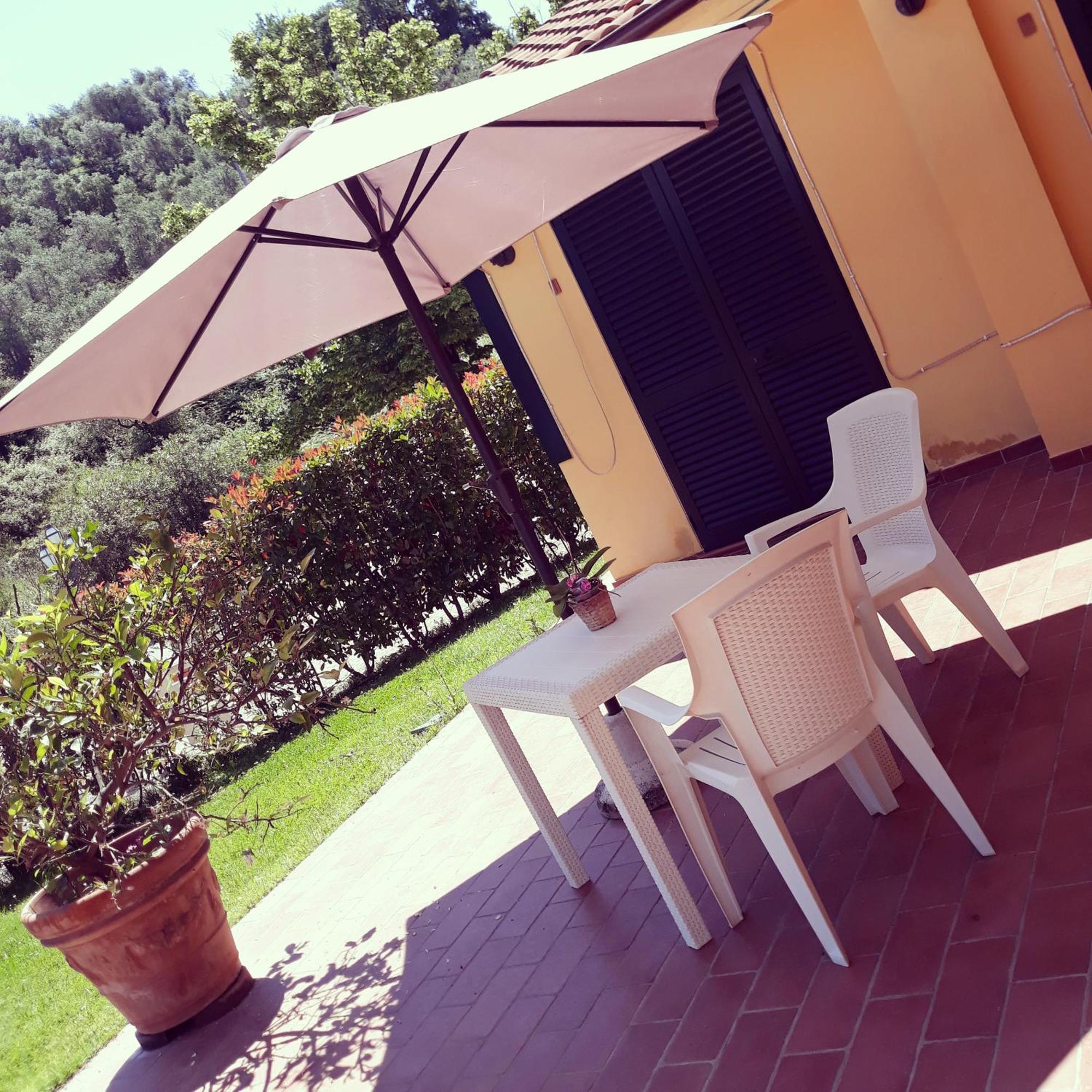 Hotel Cecco Di Nara à Massarosa Extérieur photo